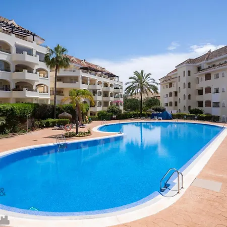 Hacienda Playa Elviria 300 M Playa,jardin , 2 Hab ,marbella Marbella