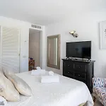 Holidays & Hacienda Playa Elviria 300 M Beach, Garden ,marbella Apartment *