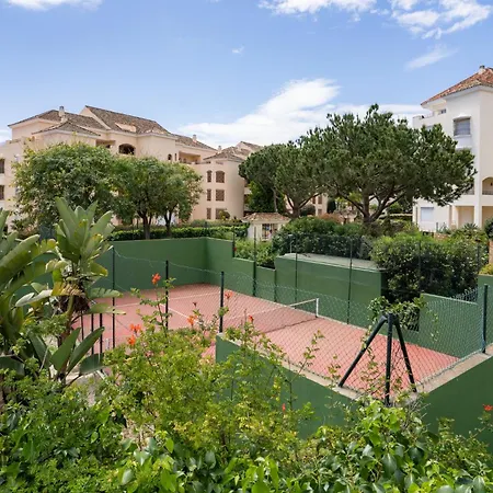 Hacienda Playa Elviria 300 M Playa,jardin , 2 Hab ,marbella