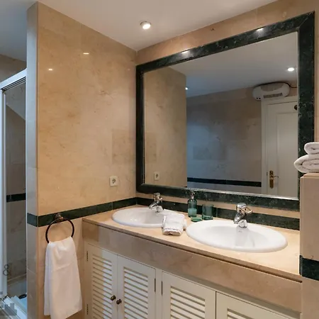 Hacienda Playa Elviria 300 M Playa,jardin , 2 Hab ,marbella * Marbella