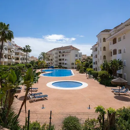 Hacienda Playa Elviria 300 M Playa,jardin , 2 Hab ,marbella Marbella