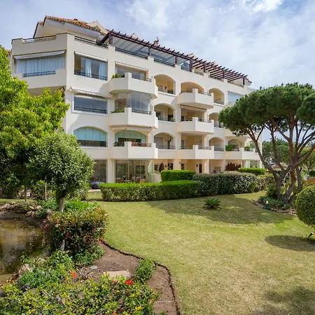 Hacienda Playa Elviria 300 M Playa,jardin , 2 Hab ,marbella Marbella