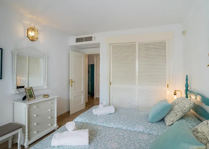 Hacienda Playa Elviria 300 M Playa,jardin , 2 Hab ,marbella * Marbella