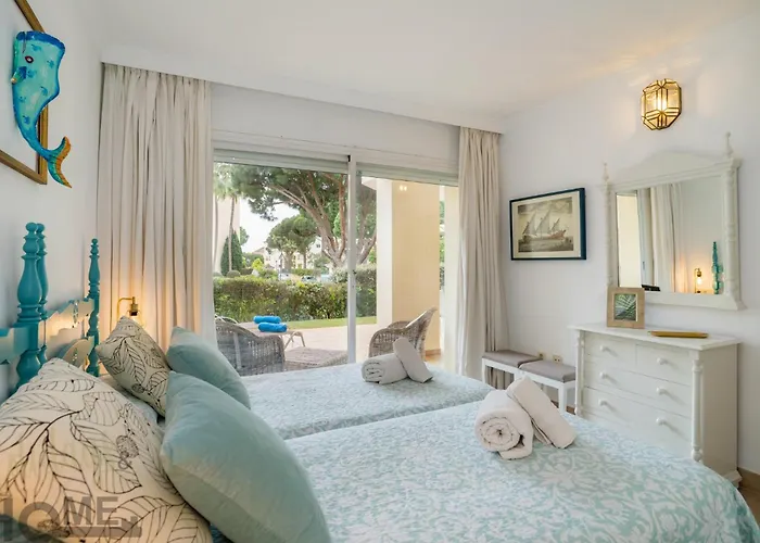 Hacienda Playa Elviria 300 M Playa,jardin , 2 Hab ,marbella