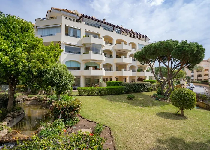 Hacienda Playa Elviria 300 M Playa,jardin , 2 Hab ,marbella Marbella