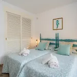 Apartamento Hacienda Playa Elviria 300 M Playa,jardin , 2 Hab ,marbella *